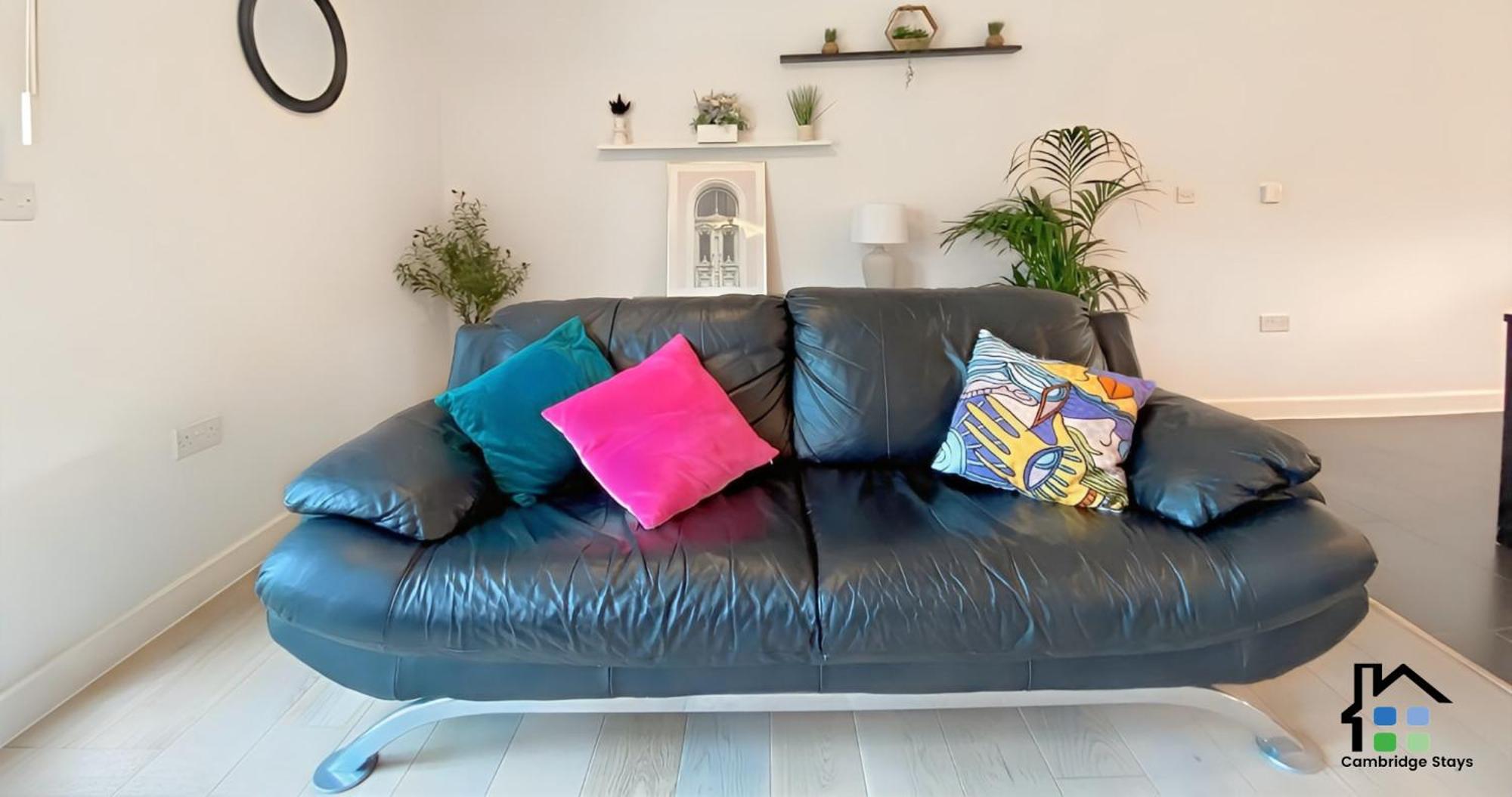 Cambridge Stays - Apartment At Addenbrooke Hospital And Bio Campus - Free Private Parking * CBG